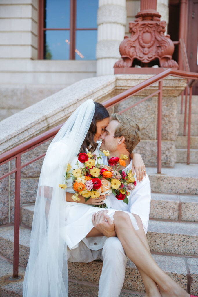 modern wedding veil and flowers